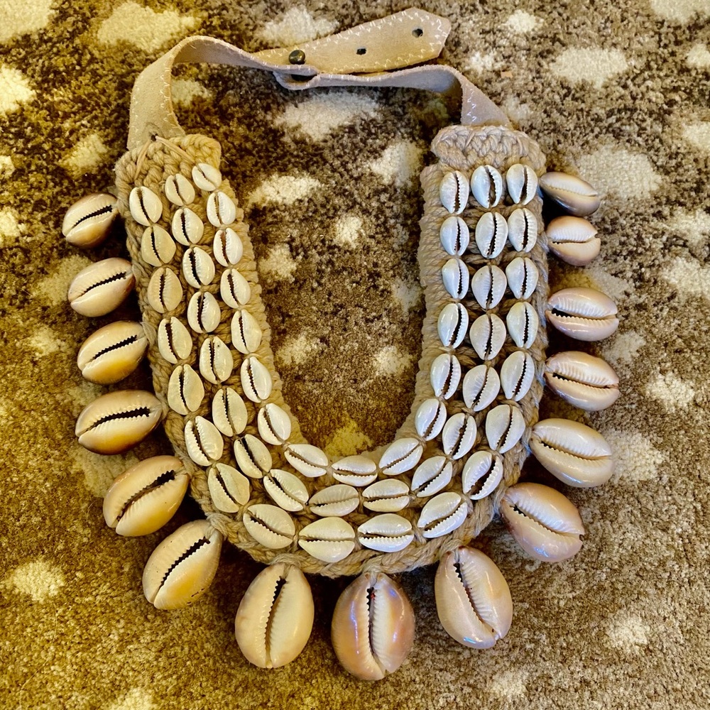 Twine & Twig Cowrie Necklace